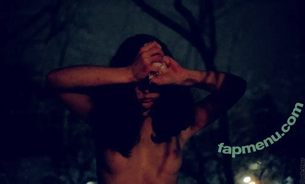 thestrawberrybutcher nude photo #0361 (SuzieSon / charlieisomething / mymotherfvckedmickjagger)