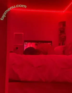 thesweetstbunny / AngelSinsxxx / emilyisbunny / yxhamara nude photo #0018