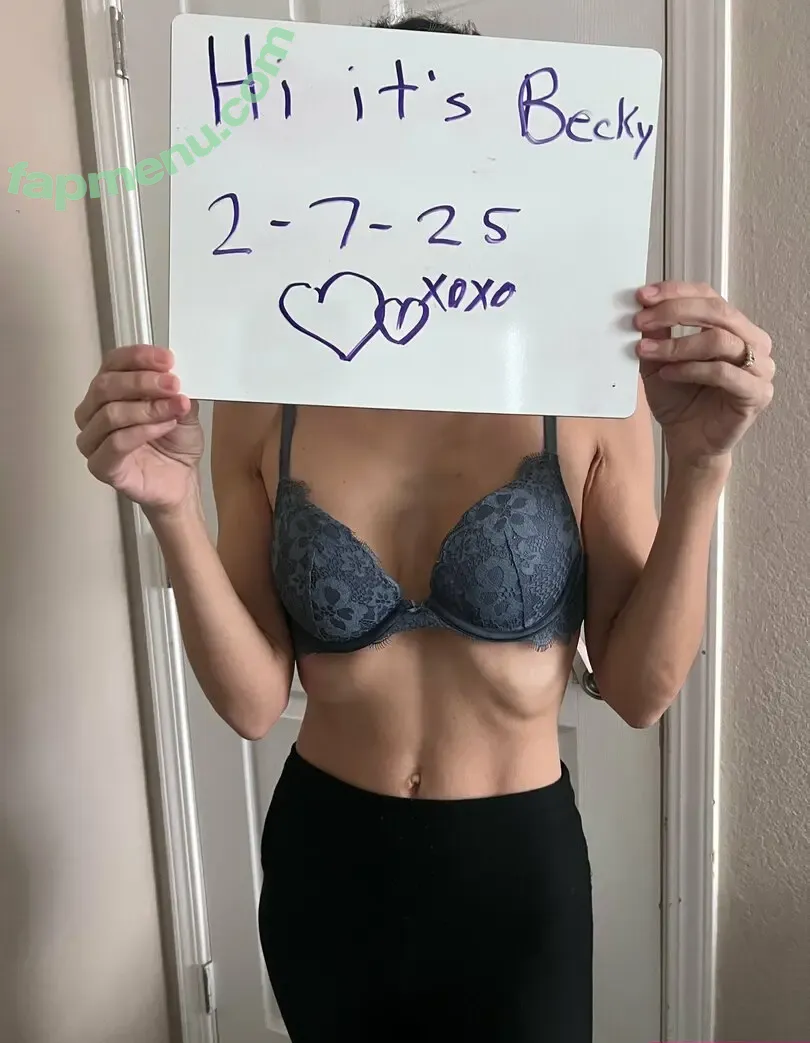 thetoplesswife nude photo #0002 (thetoplesswife)