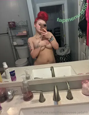 theyyloveee.jadahh / theyylovee.jayy nude photo #0029