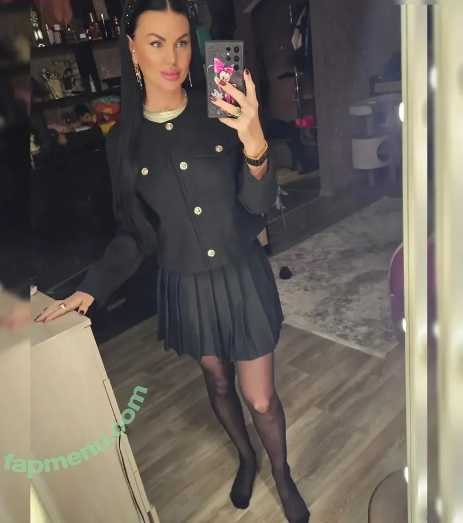 thibisova2 nude photo #0001 (thibisova2)