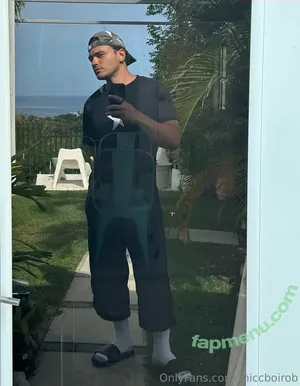 thiccboirob / thiccboi_ nude photo #0100