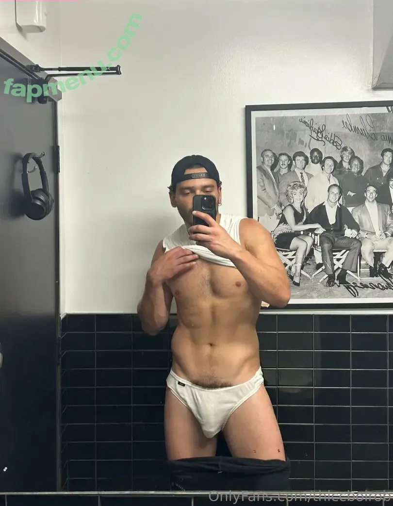 thiccboirob nude photo #0064 (thiccboi_)
