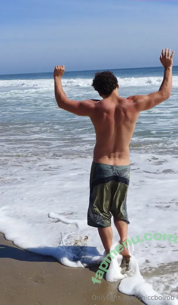 thiccboirob nude photo #0068 (thiccboi_)