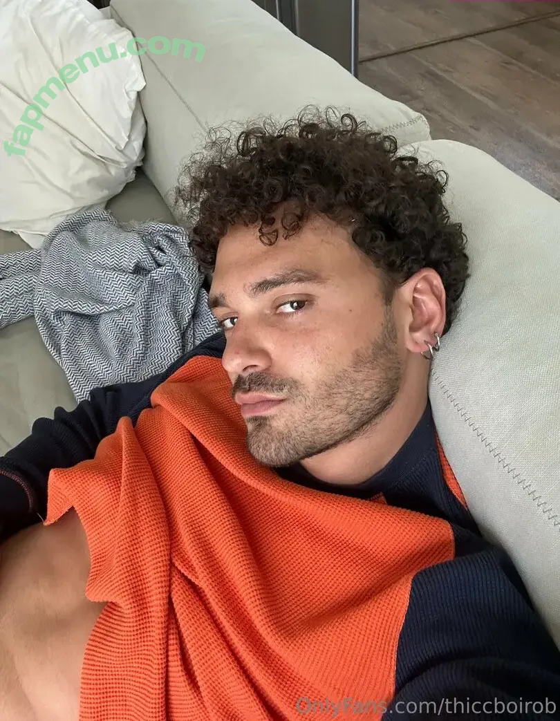 thiccboirob nude photo #0071 (thiccboi_)