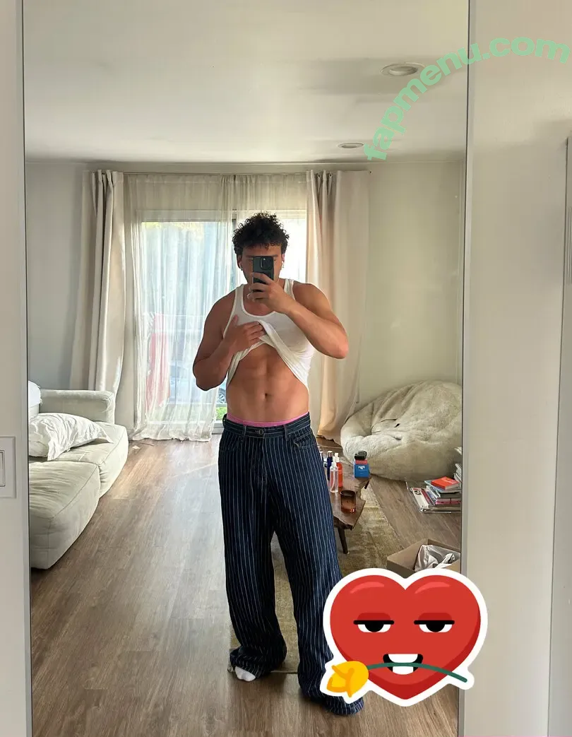 thiccboirob nude photo #0077 (thiccboi_)