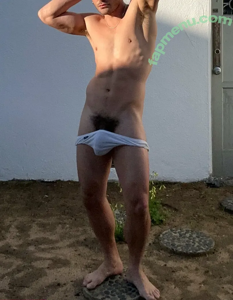 thiccboirob nude photo #0088 (thiccboi_)