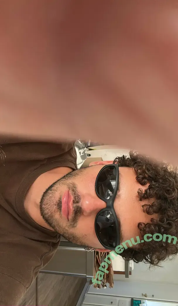 thiccboirob nude photo #0092 (thiccboi_)