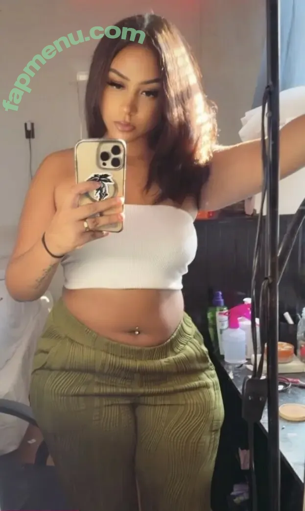 Thick Baddie Forevaa.laii nude photo #0009 (forevaa.laii)