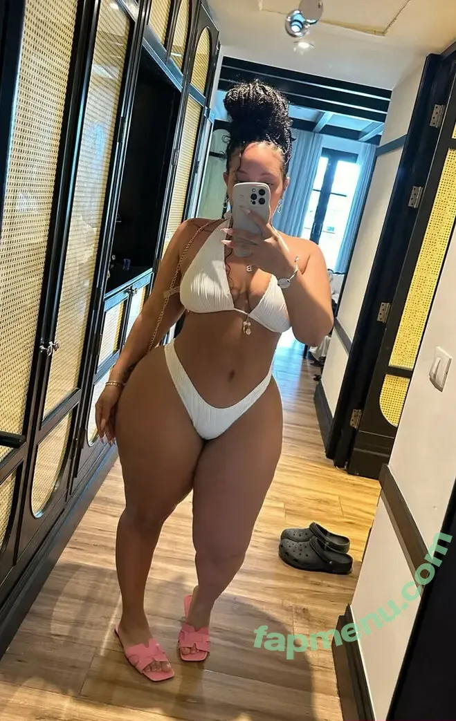 Thick Baddie nude photo #0056 (Brendalinboss.__ / nenasoopretty)