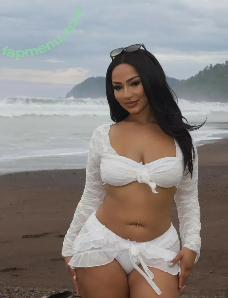 Thick Baddie nude photo #0069 (Brendalinboss.__ / nenasoopretty)