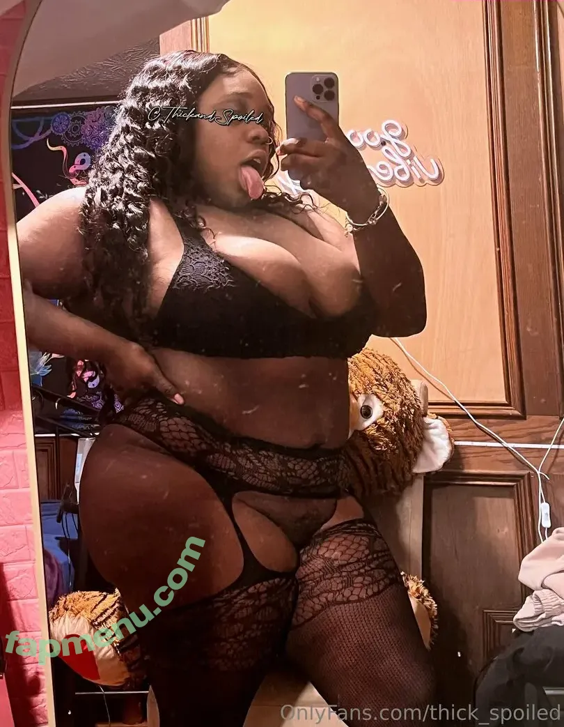 thick_spoiled nude photo #0017 (stinayella_)