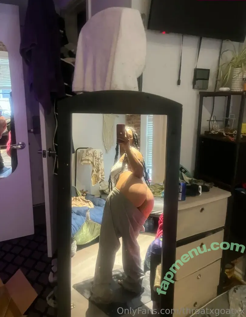 throatxgoatxx nude photo #0012 (throatxgoatxx)