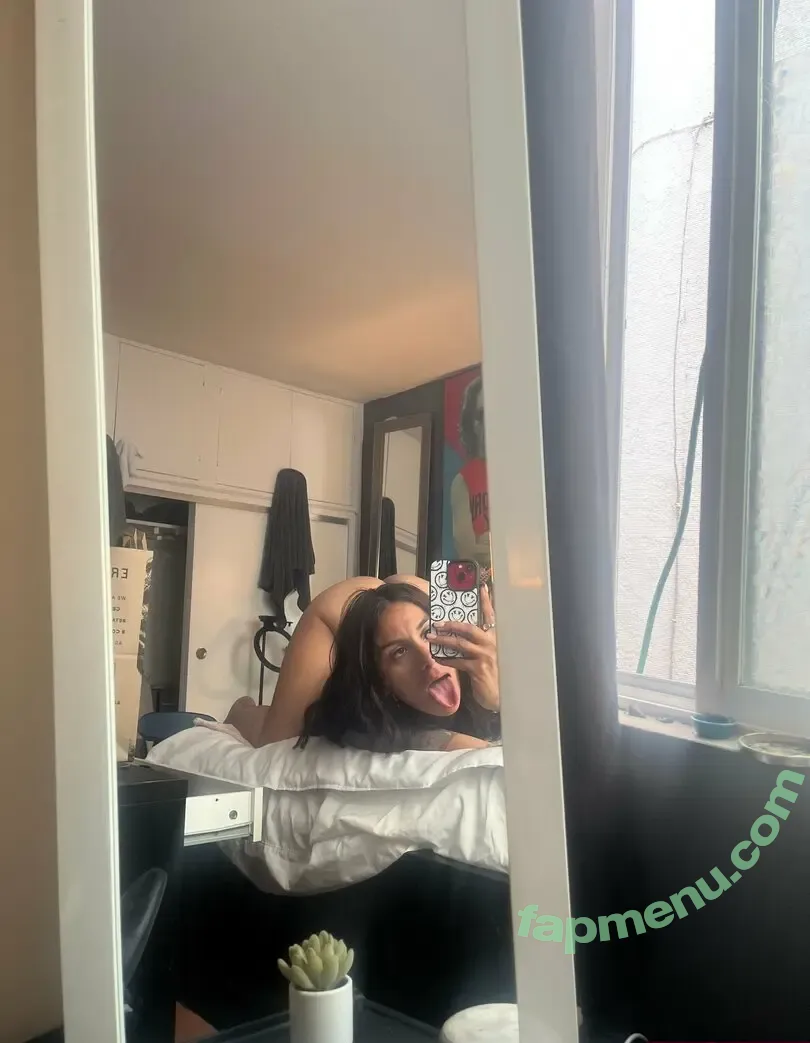 throatxgoatxx nude photo #0016 (throatxgoatxx)
