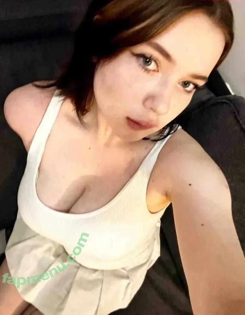 ThuBoppre nude photo #0021 (ThuBoppre)
