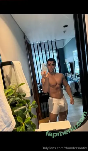  nude photo #0001