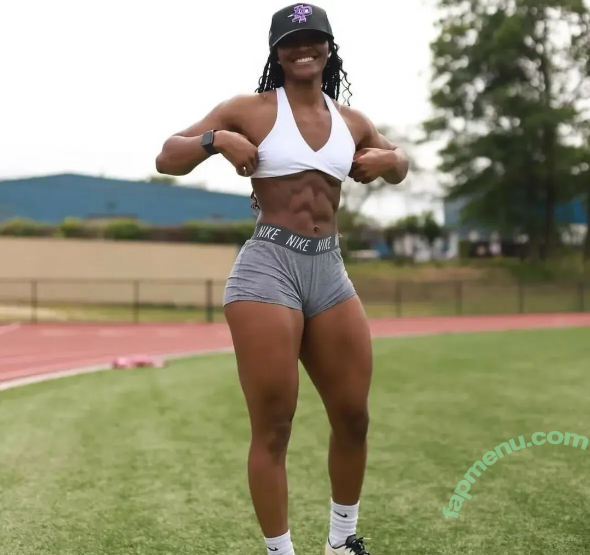 Tiara Howard nude photo #0021 (T.hoowww)