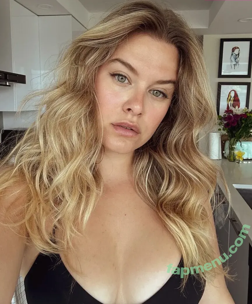 Tiera Skovbye nude photo #0006 (tskovbye1)