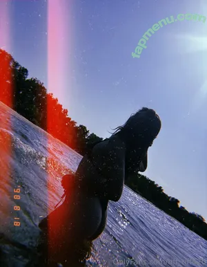  nude photo #0007