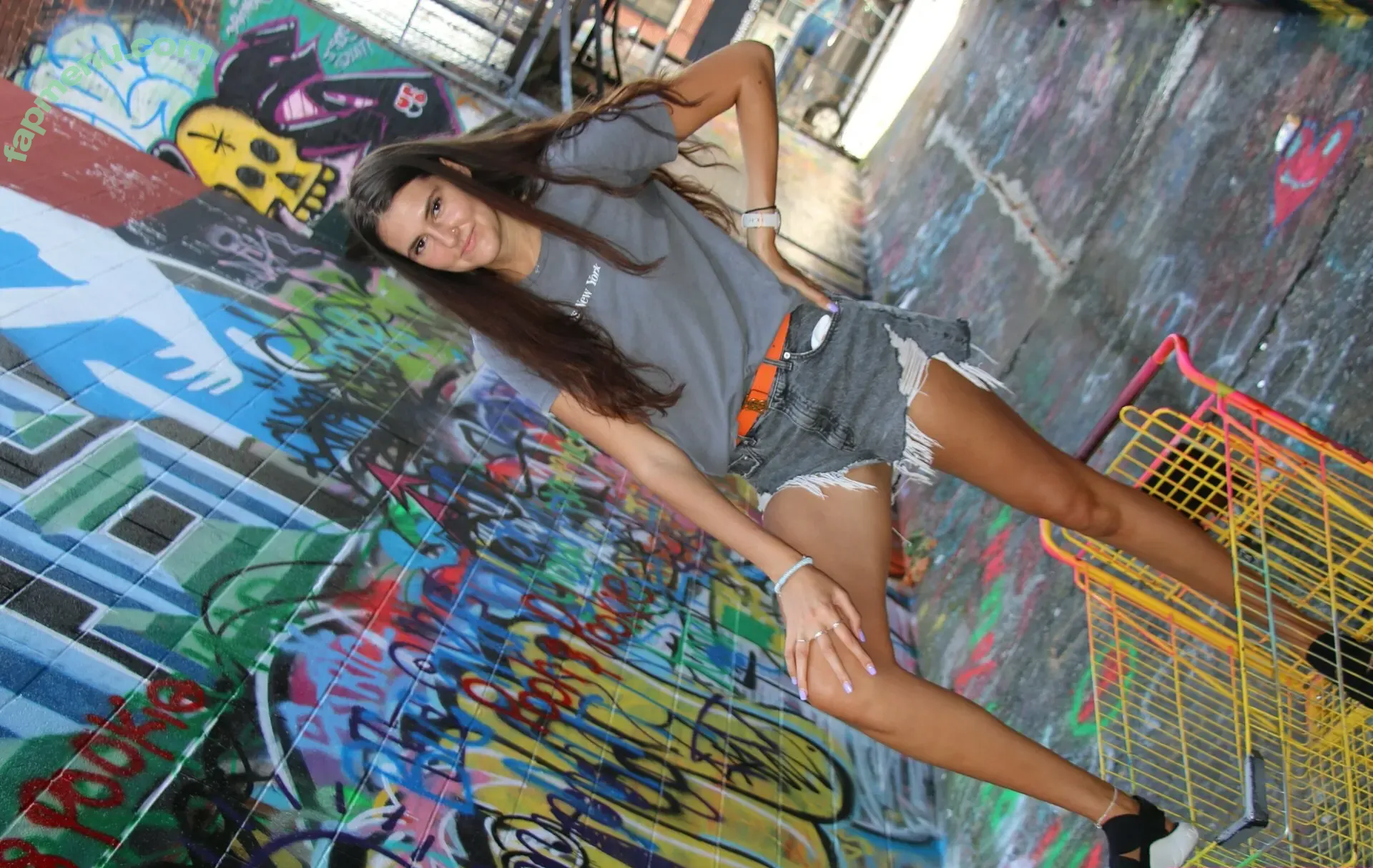 tina_miragefree nude photo #0002 (tina_miragefree)