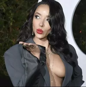 Tinashe / slimred_20 / tinashenow nude photo #0201