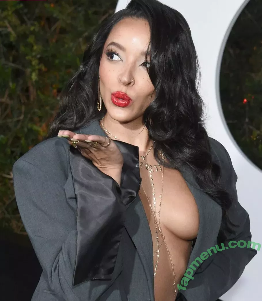 Tinashe nude photo #0217 (slimred_20 / tinashenow)
