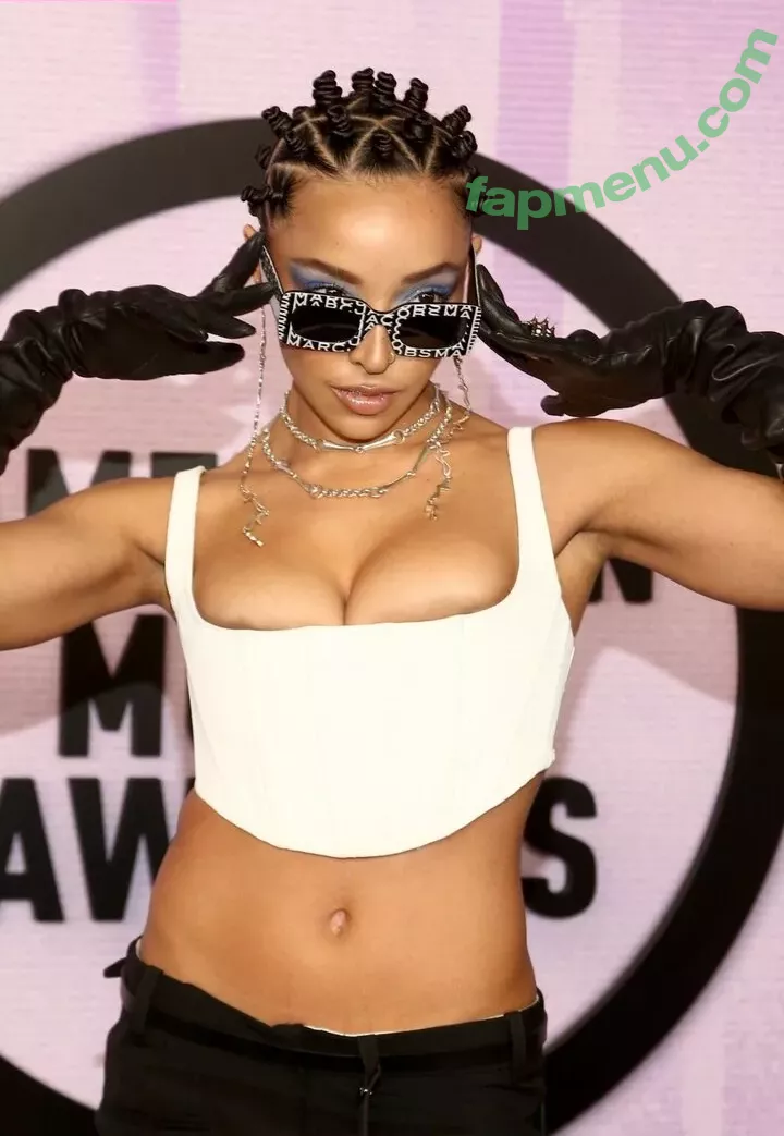 Tinashe nude photo #0220 (slimred_20 / tinashenow)
