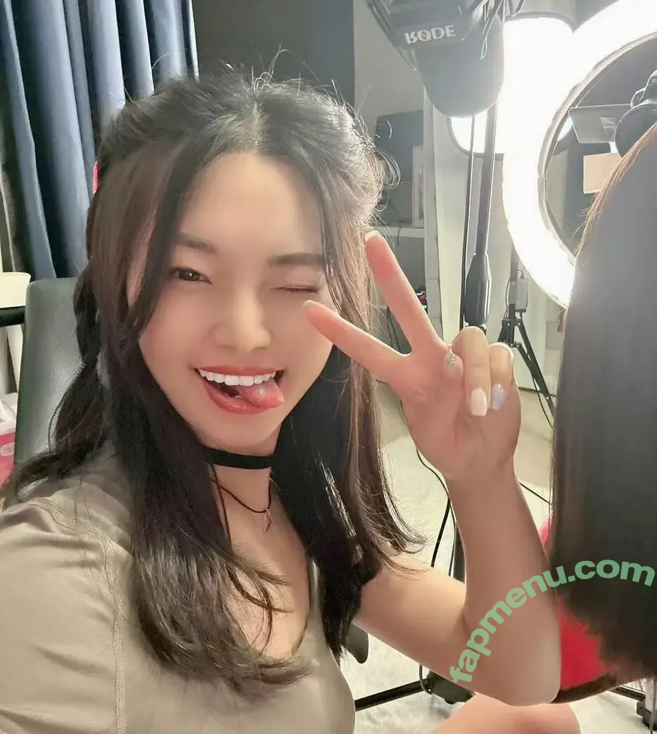 Tingting ASMR nude photo #0002 (tingting57live)