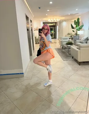 tinytauny / luny.ttt nude photo #0023