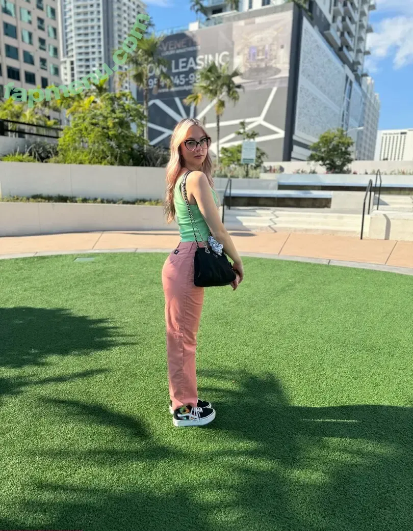 tinytauny nude photo #0028 (luny.ttt)