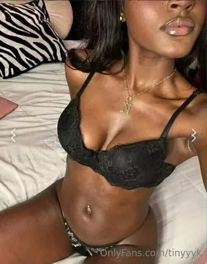 tinyyyk / kaylakipp / peachlingg nude photo #0509