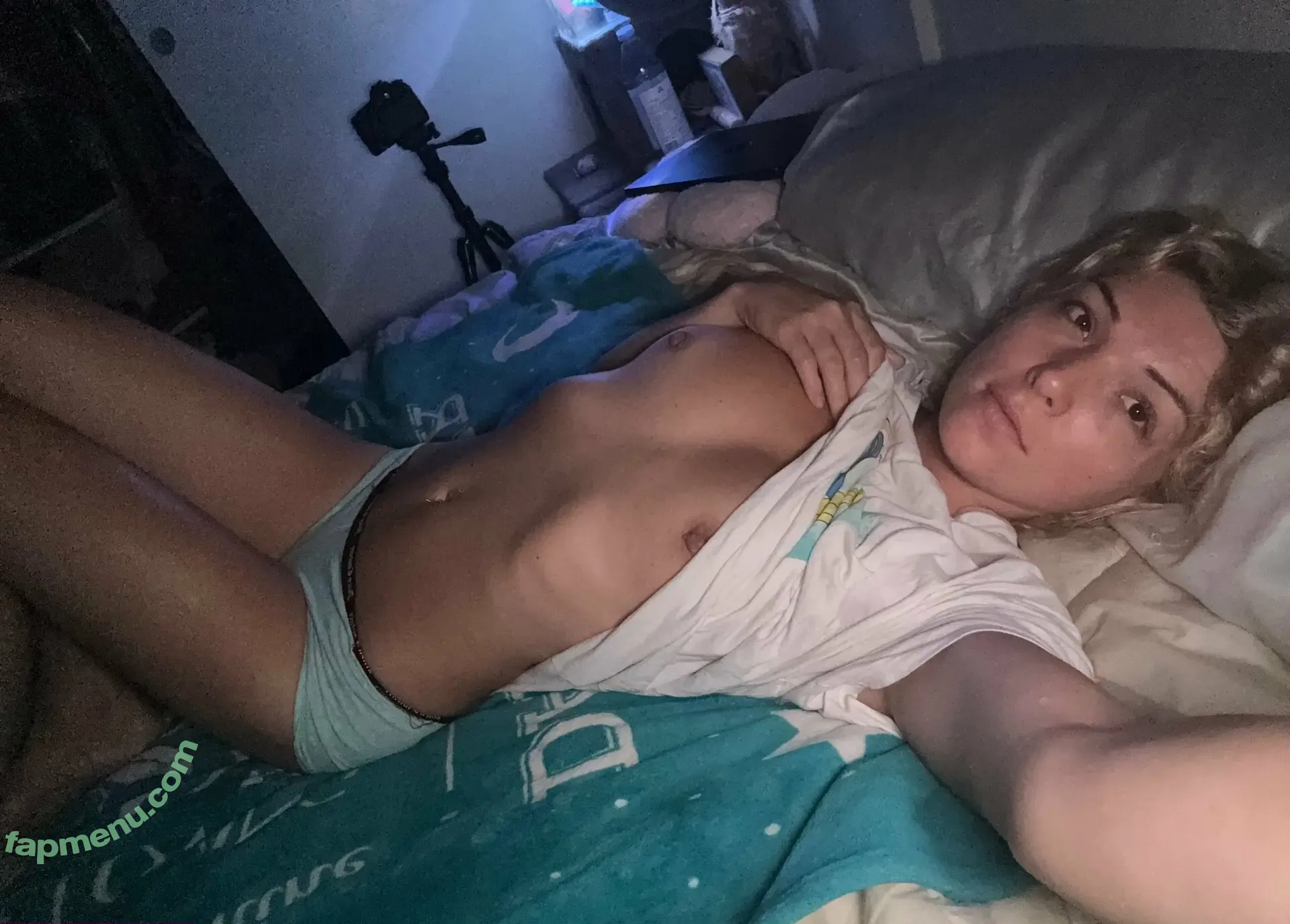 tirzahmoreau nude photo #0089 (reel)