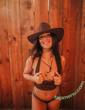 titiny / ttitiny nude photo #0001