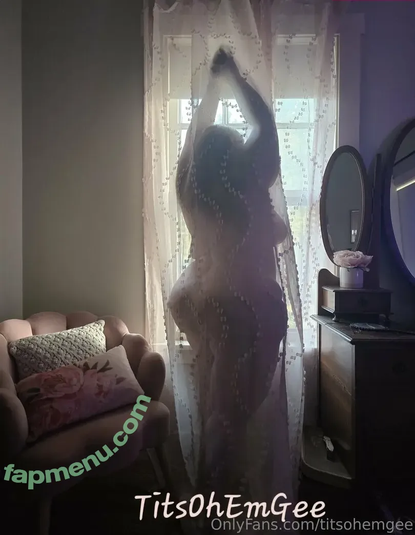 titsohemgee nude photo #0022 (titsohemgee)