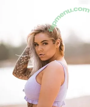 Tizeax / khaleesiwhite nude photo #0020