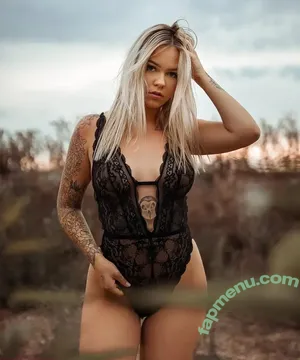 Tizeax / khaleesiwhite nude photo #0043