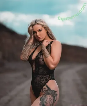 Tizeax / khaleesiwhite nude photo #0045
