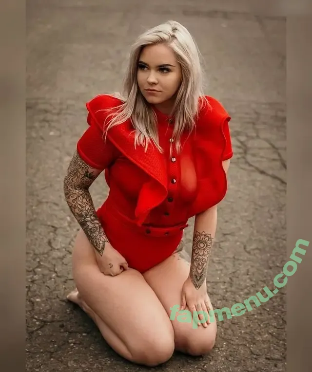 Tizeax nude photo #0017 (khaleesiwhite)