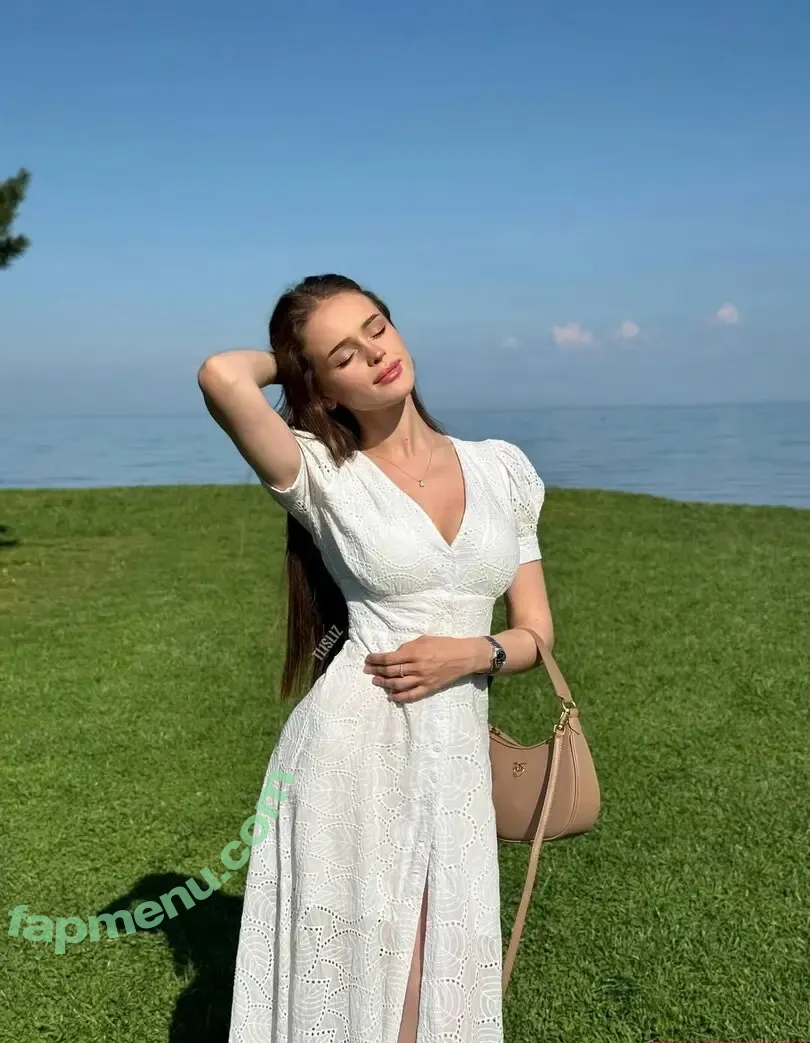 tlisliz nude photo #0150 (tlisliz)