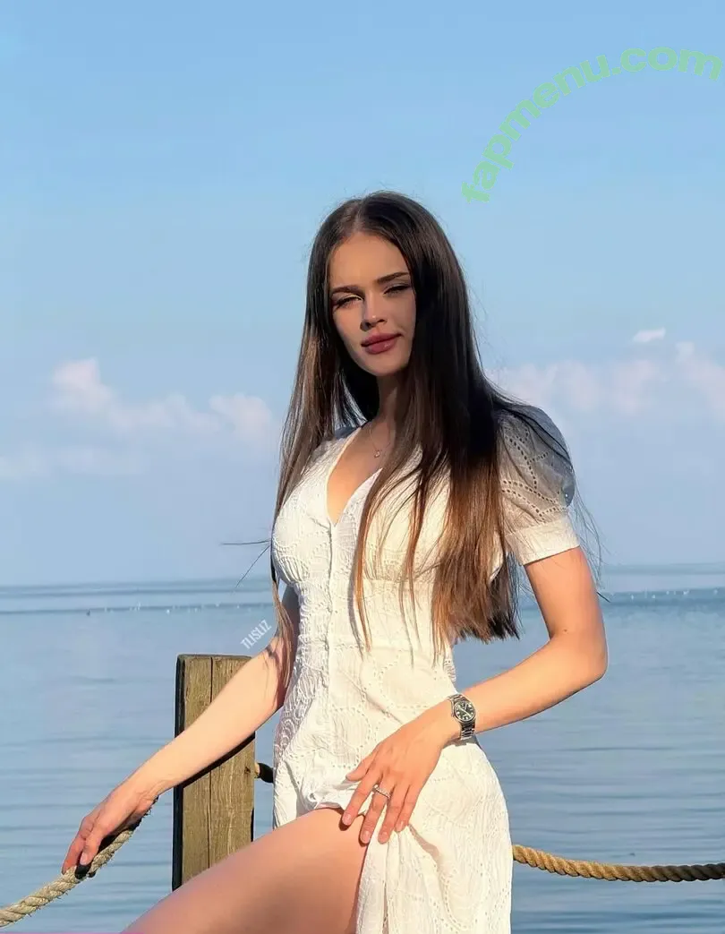 tlisliz nude photo #0154 (tlisliz)