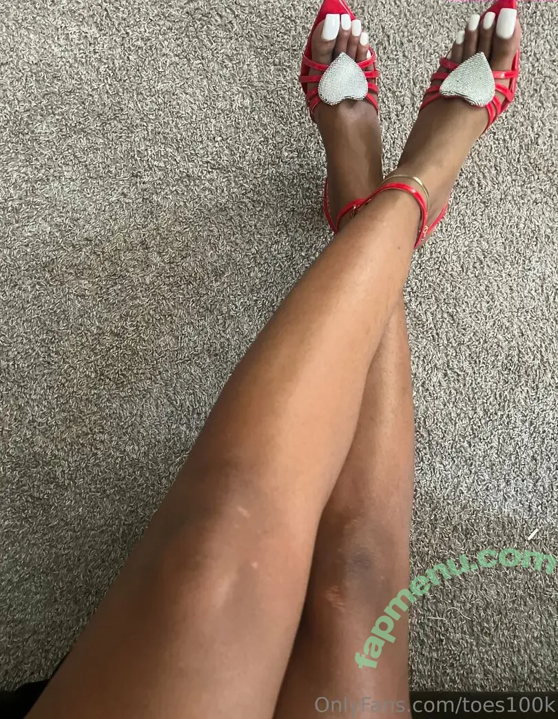 toes100k nude photo #0001 (toes100k)