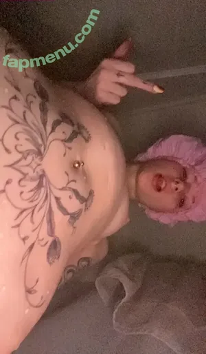  nude photo #0001