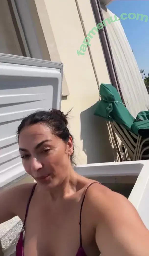 Tonia Buxton nude photo #0042 (toniabuxton)