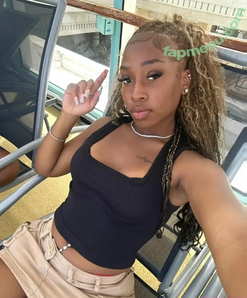 Toniannsp nude photo #0025 (toniann / toniann._.p)