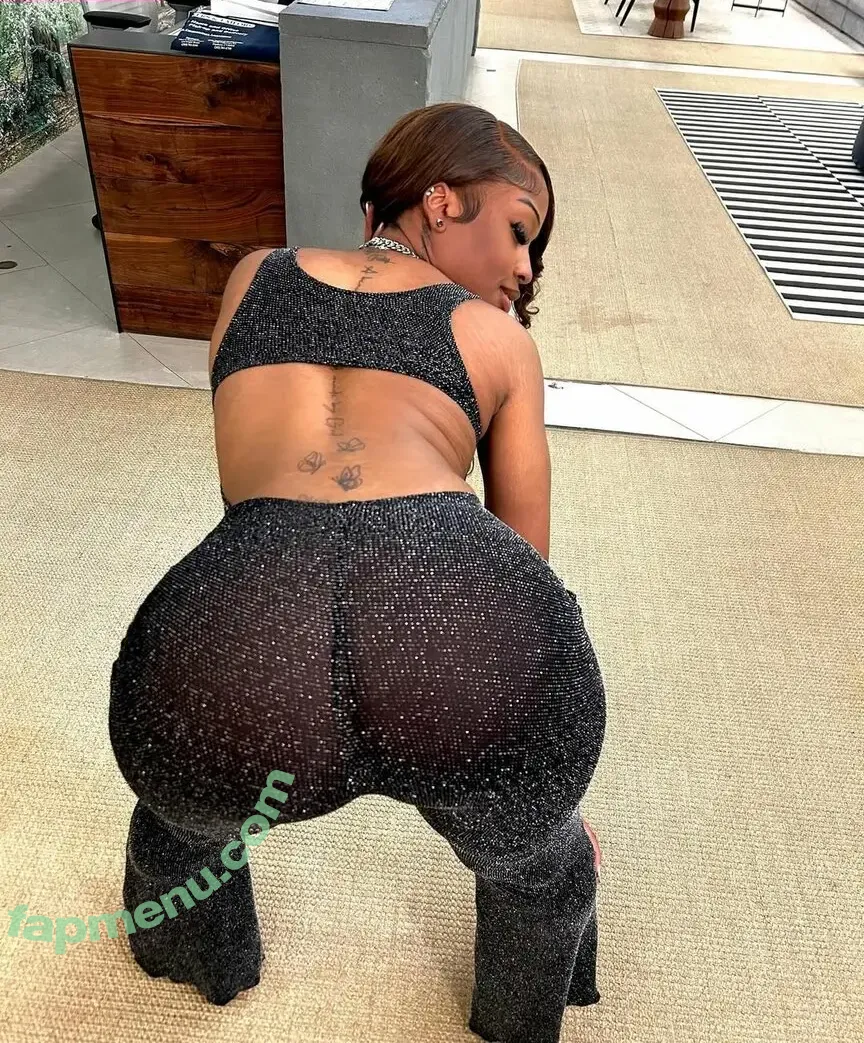 Toniannsp nude photo #0030 (toniann / toniann._.p)