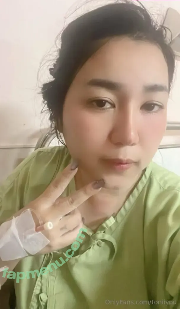 toniiyou nude photo #0009 (toniiyou)