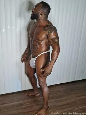 toolsfreepage / og_funkypage nude photo #0077