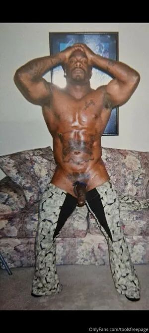 toolsfreepage / og_funkypage nude photo #0245