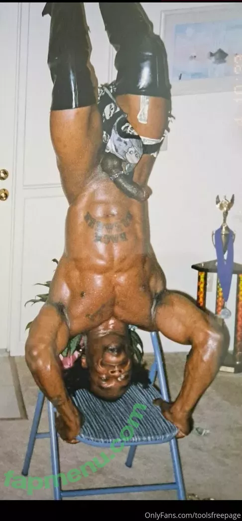 toolsfreepage nude photo #0242 (og_funkypage)