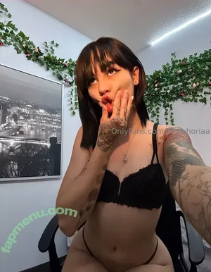  nude photo #0005